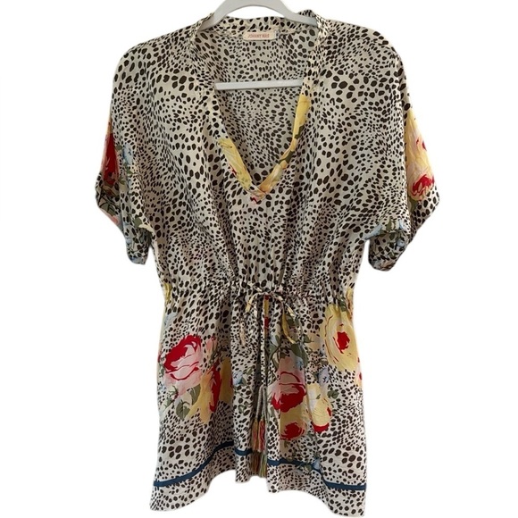 Johnny Was Silk Floral Print V-Neck Animal Print Tunic Blouse Swim size Medium - Picture 1 of 6